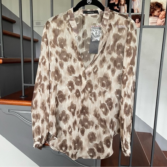 “Ark & Co” Brown semi Sheer Cream Tunic Top size Medium NWT - Picture 3 of 11